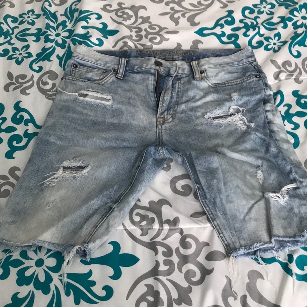 American eagle men’s jean shorts size 30